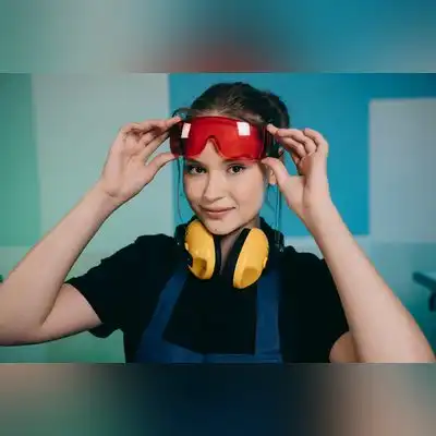 冯德德